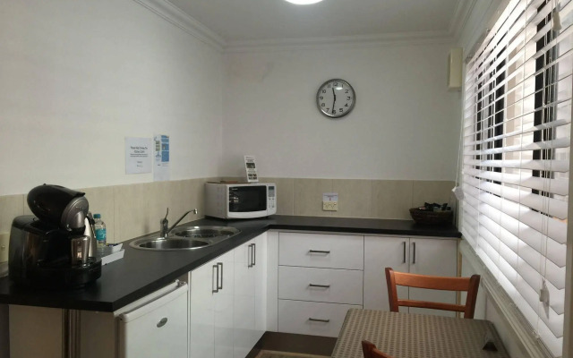 Oyster Cove Chalet