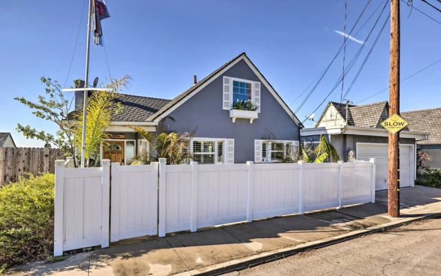 Walk to Ventura Beach: Comfy Home w/ Ocean Views