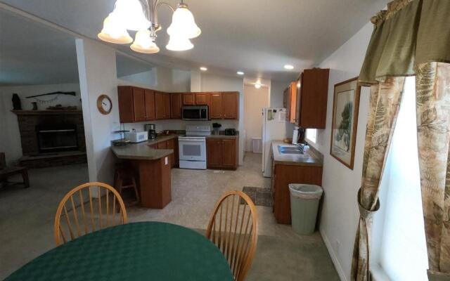 Kenton House - 3BR/2BA - Vacation Home