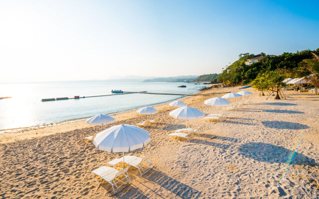Kanucha Bay Hotels & Villas