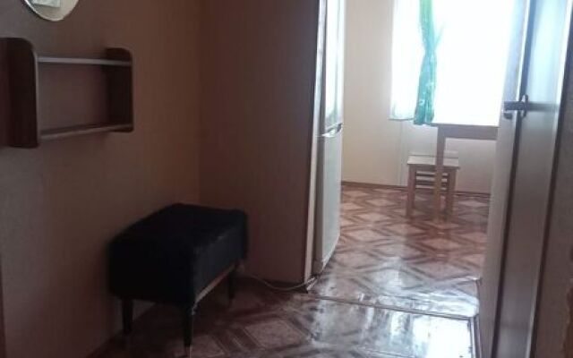 Апартаменты Пять Звезд возле Парка Притяжения