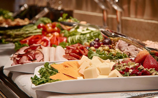 Best Western Premier Denham Inn & Suites