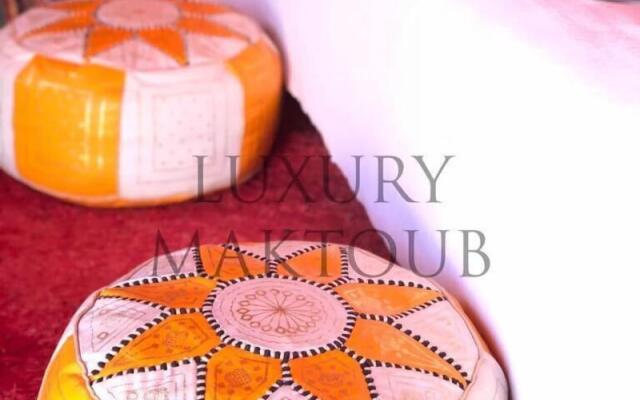 Luxury Maktoub