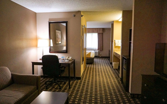 Quality Inn & Suites Watertown near Prairie Lakes Ice Arena