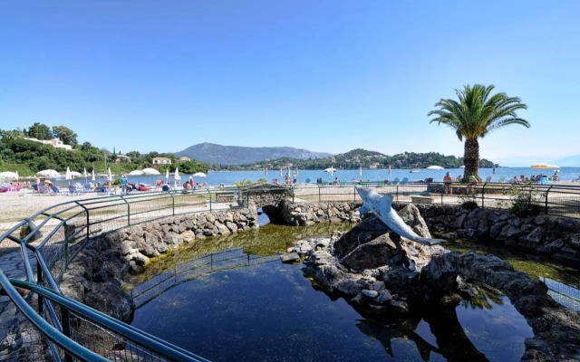 Nicolas Beach House
