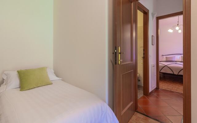 Ca Mia in Menaggio With 3 Bedrooms and 2 Bathrooms