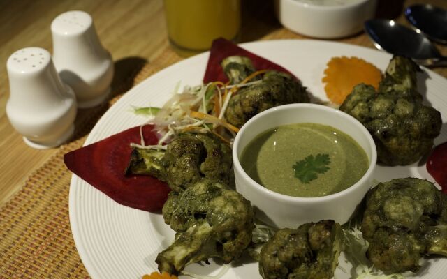 Halez Sparsa Thiruvannamalai