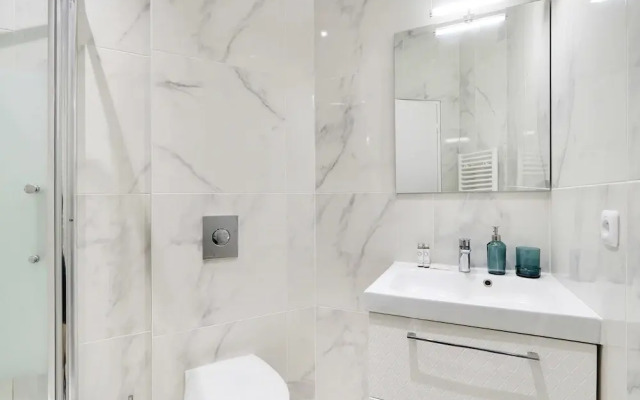 Chic Apartment With Garden -2br/6p- Saint-lambert