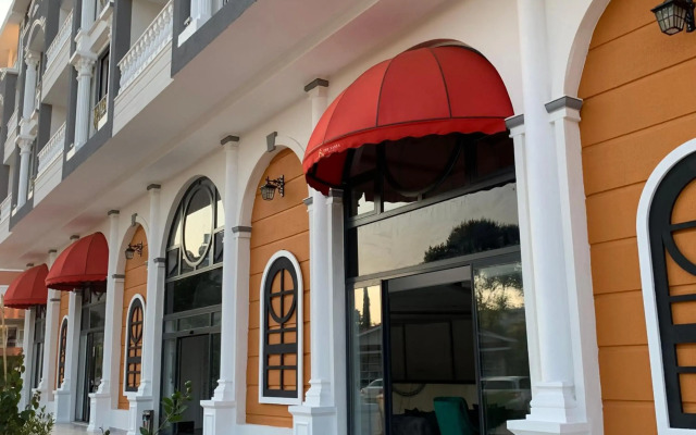 The Sansa Hotel & Spa