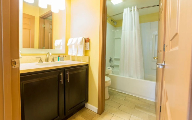 Hawthorn Suites by Wyndham Sterling Dulles