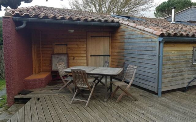 Chalet With 3 Bedrooms in Saint-pons-de-thomières, With Wonderful Moun