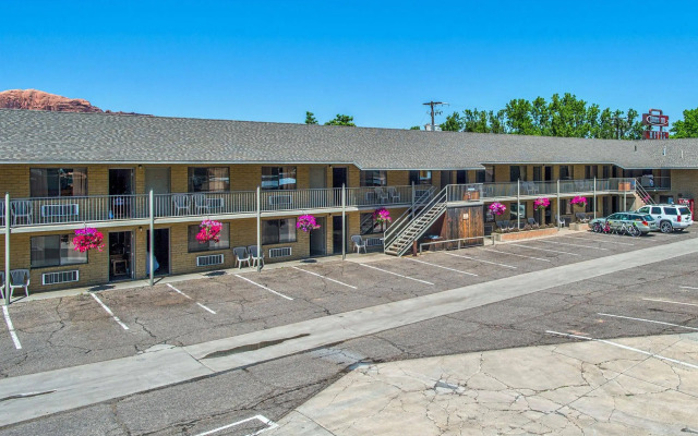 Moab Rustic Inn