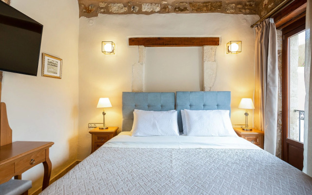 Phaedra Suites
