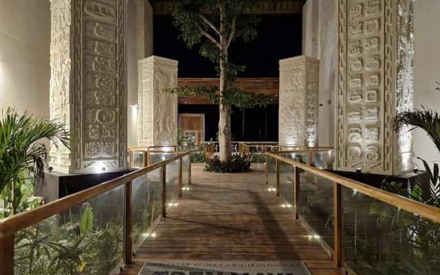 Hotel Mundo Maya Palenque