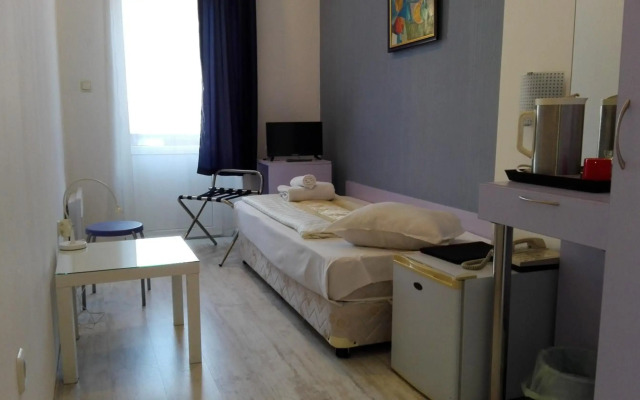 Scotty's Boutique Hotel