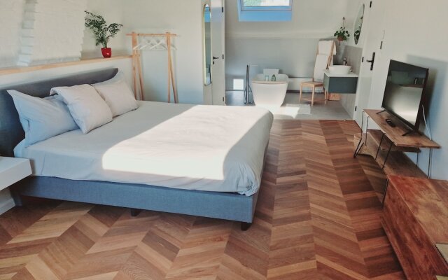 Zennon Rooms