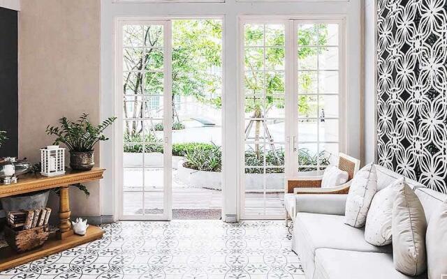 Summer Huahin Condo Pool View by Dome