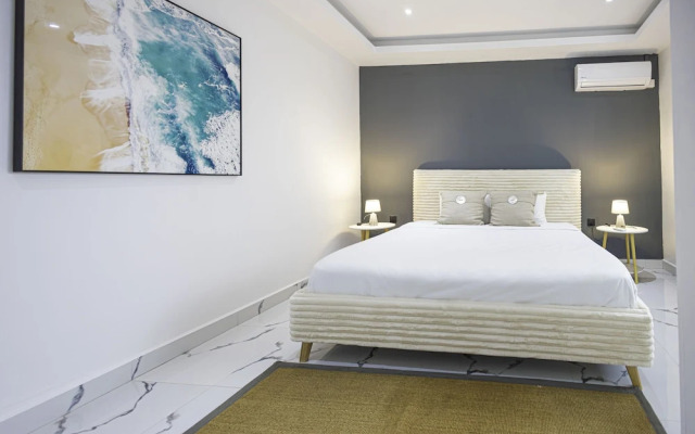 O'Beach Boutique Studios