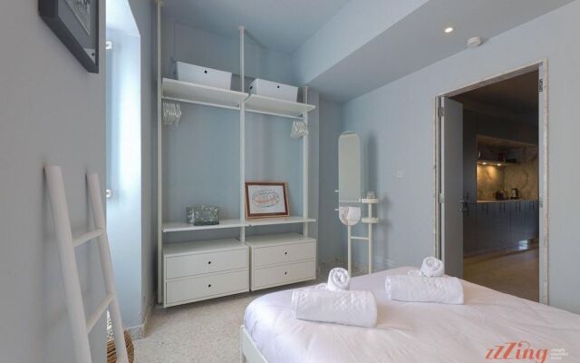 Retro Designer 1 Bedroom Apt in Cottonera New
