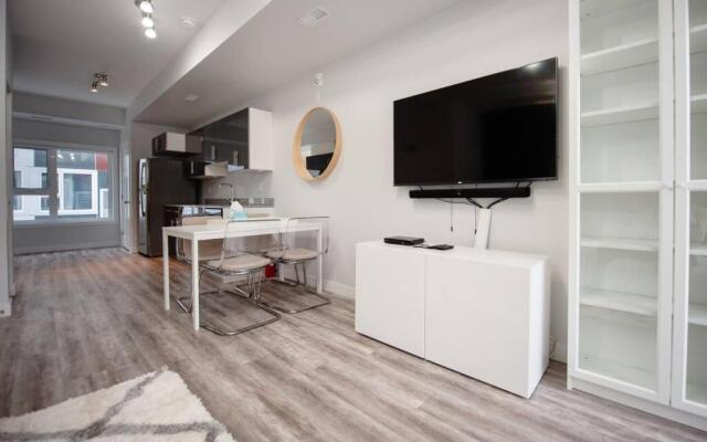 Upscale 2 bedroom Townhouse near Univ of Manitoba