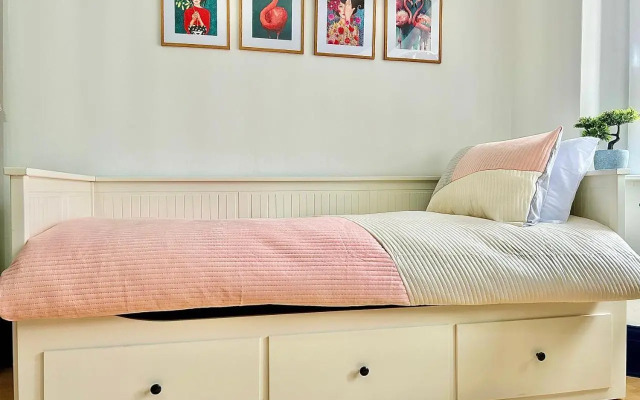 Rest Boutique Golders Green
