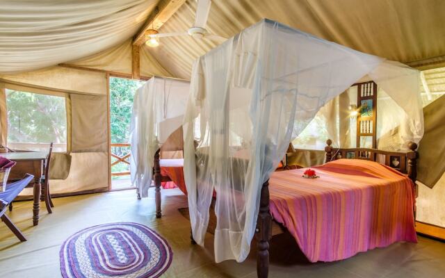 Mkoma Bay Tented Lodge