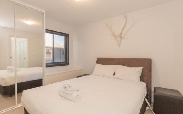 Edge 6/16 Clyde Street