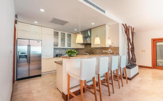 Great Villa at Puerto Bahia E3 w Breakfast Incl