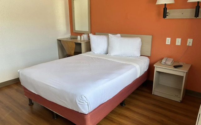 Motel 6 Stanton, CA - Anaheim West