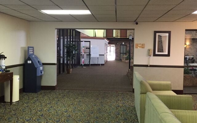 Quality Inn & Suites Salina