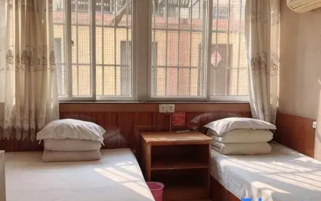 Qixia Anjunju Hostel