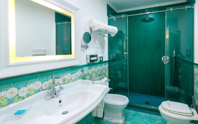 Relais Maresca Luxury Small Hotel