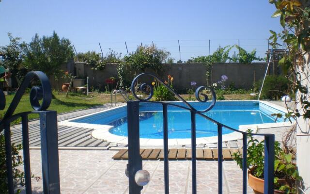 House With one Bedroom in Nazaré, With Pool Access, Furnished Garden a