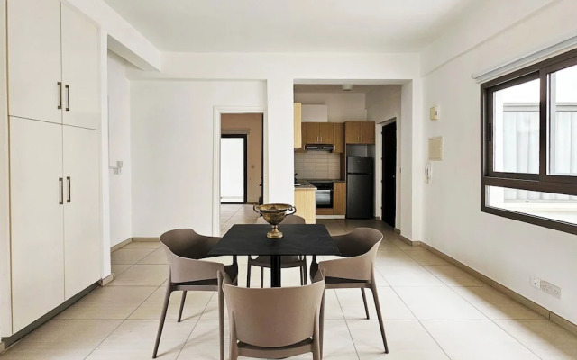 Phaedrus Living Ledras Residences 102
