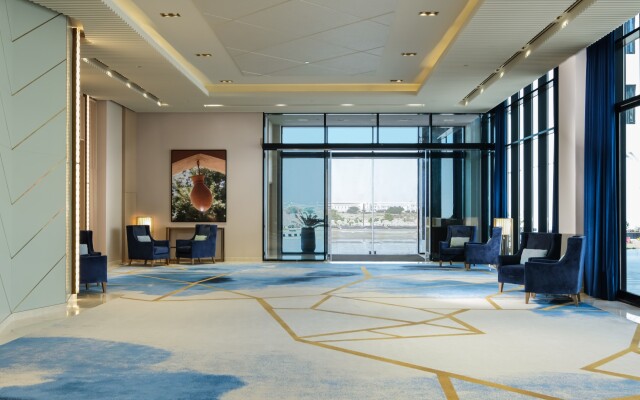 Maani Muscat Hotel & Suites