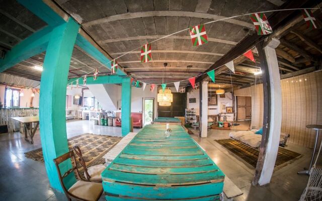 Surf Camp San Sebastian Partyhostel