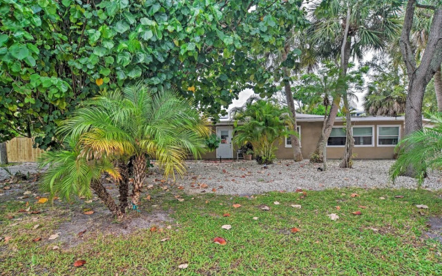 Retreat Half-mile to Beach/siesta Key Village