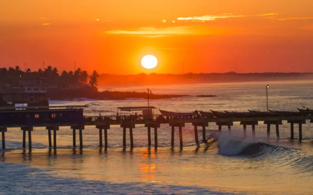 Ast Surf Hotel