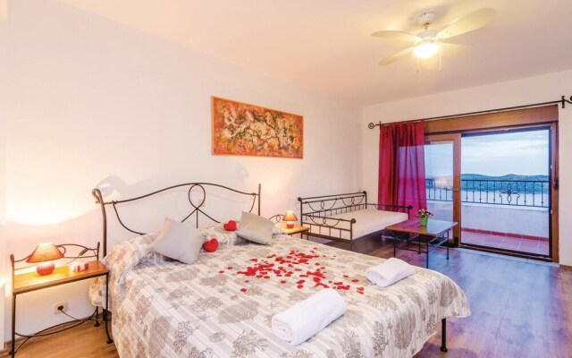 Nice Home in Orasac With Wifi and 6 Bedrooms