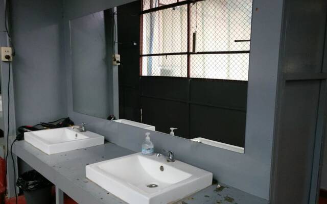 Spicythai Backpackers