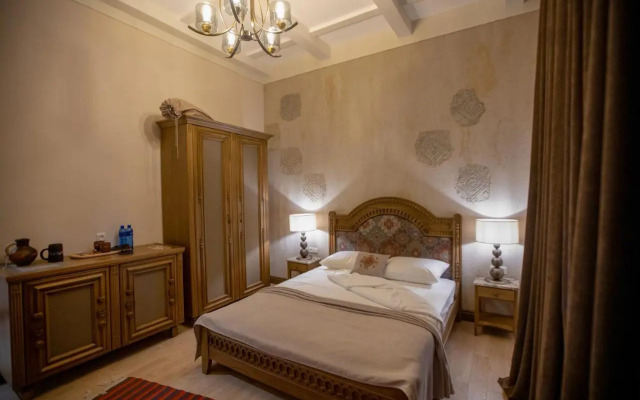 Ethno Hotel