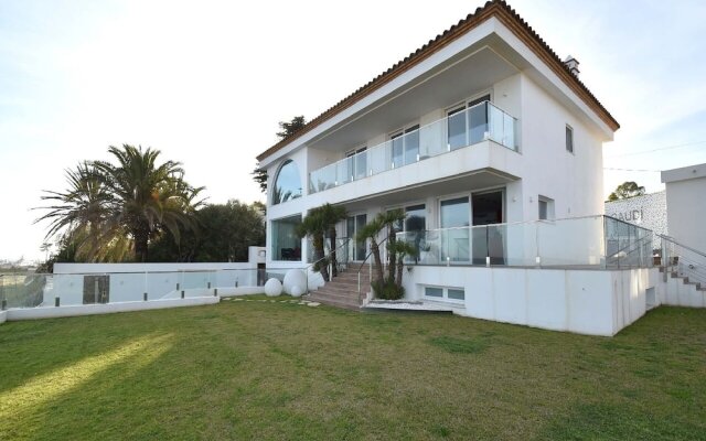 Gaudí Vilanova House