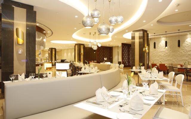 Radisson Blu Hotel and Convention Center, Riyadh Minhal