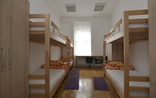 Hostel FLOW HOUSE CENTAR