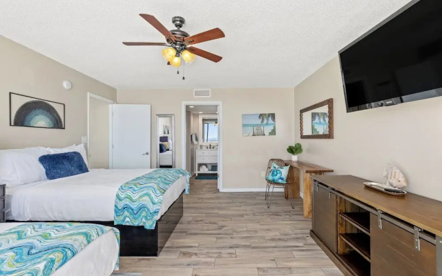 Sandpiper Beacon Beach Resort