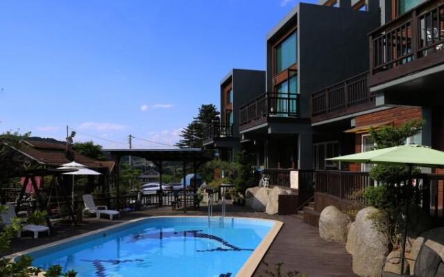 Gapyeong Sol Morning Pension (beam projector individual barbecue)