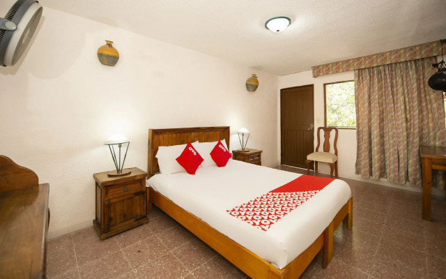 Hotel El Meson De La Luna