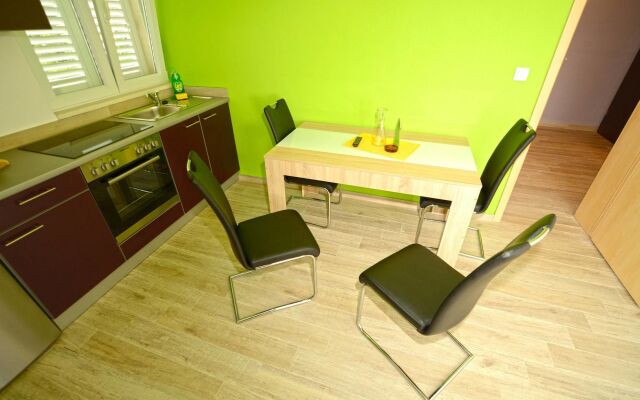Dubas Apartments