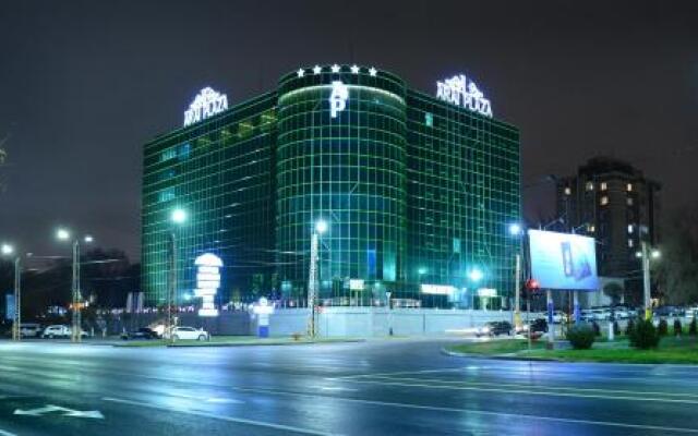 Hotel Arai Plaza