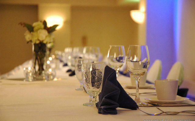 Radisson Hotel Duluth - Harborview